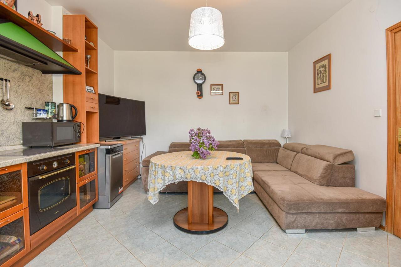 Medziotoju Apartment In Old City بالانغا المظهر الخارجي الصورة