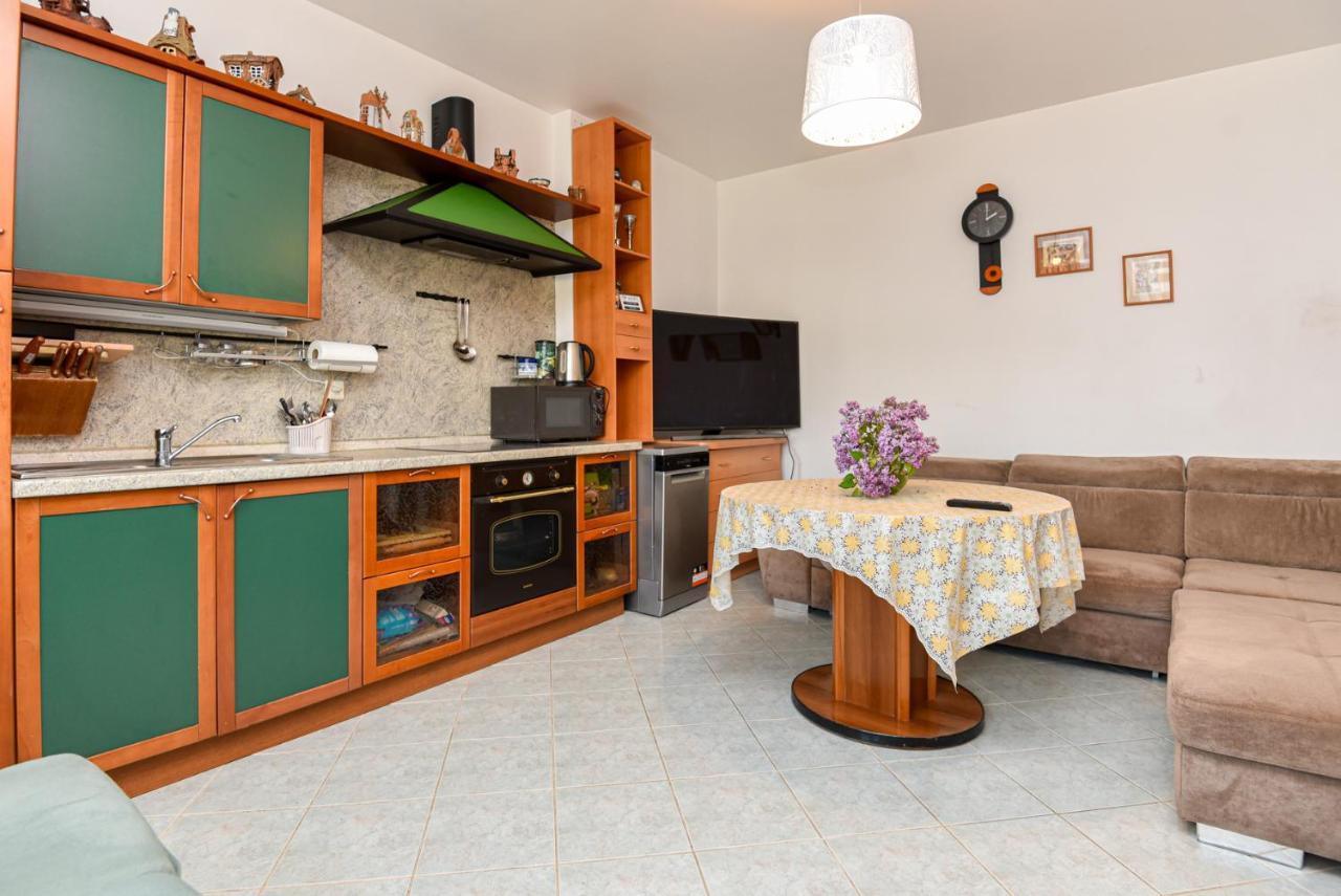 Medziotoju Apartment In Old City بالانغا المظهر الخارجي الصورة